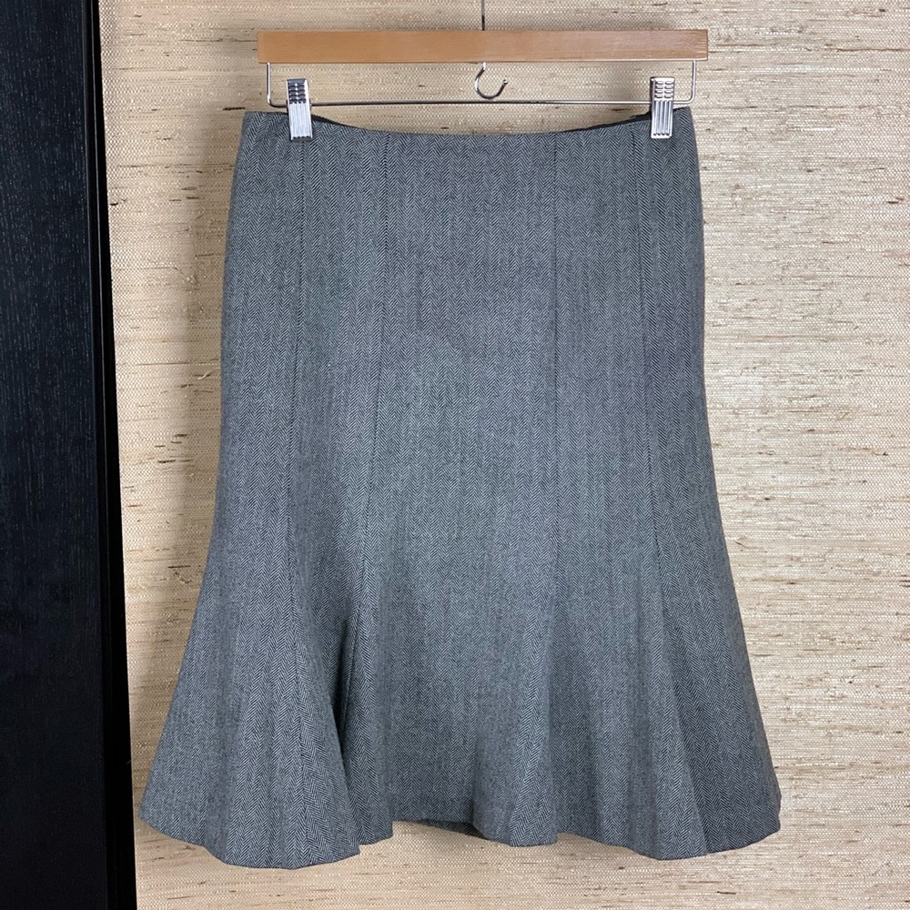 Chaps Wool Houndstooth Flirty Tulip Skirt